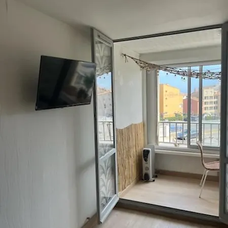 Les Cocotiers Vue 250 M De Apartment Agde