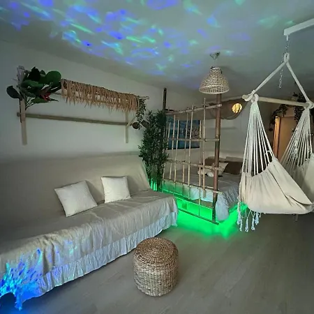 아파트 Les Cocotiers Vue 250 M De 아그